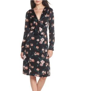 Chelsea28 Long Sleeve Floral Knot Front Dress Size Medium
